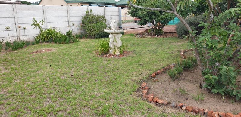 5 Bedroom Property for Sale in Albertinia Western Cape